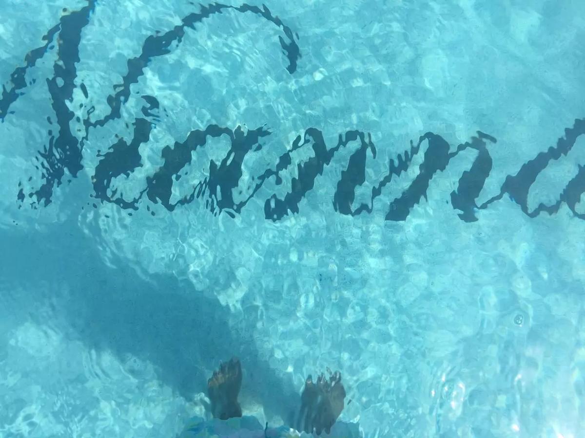 Family Complex Beside Beach W/Pool Montego Bay #1 Экстерьер фото