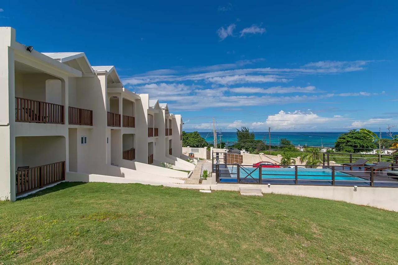 Family Complex Beside Beach W/Pool Montego Bay #1 Экстерьер фото