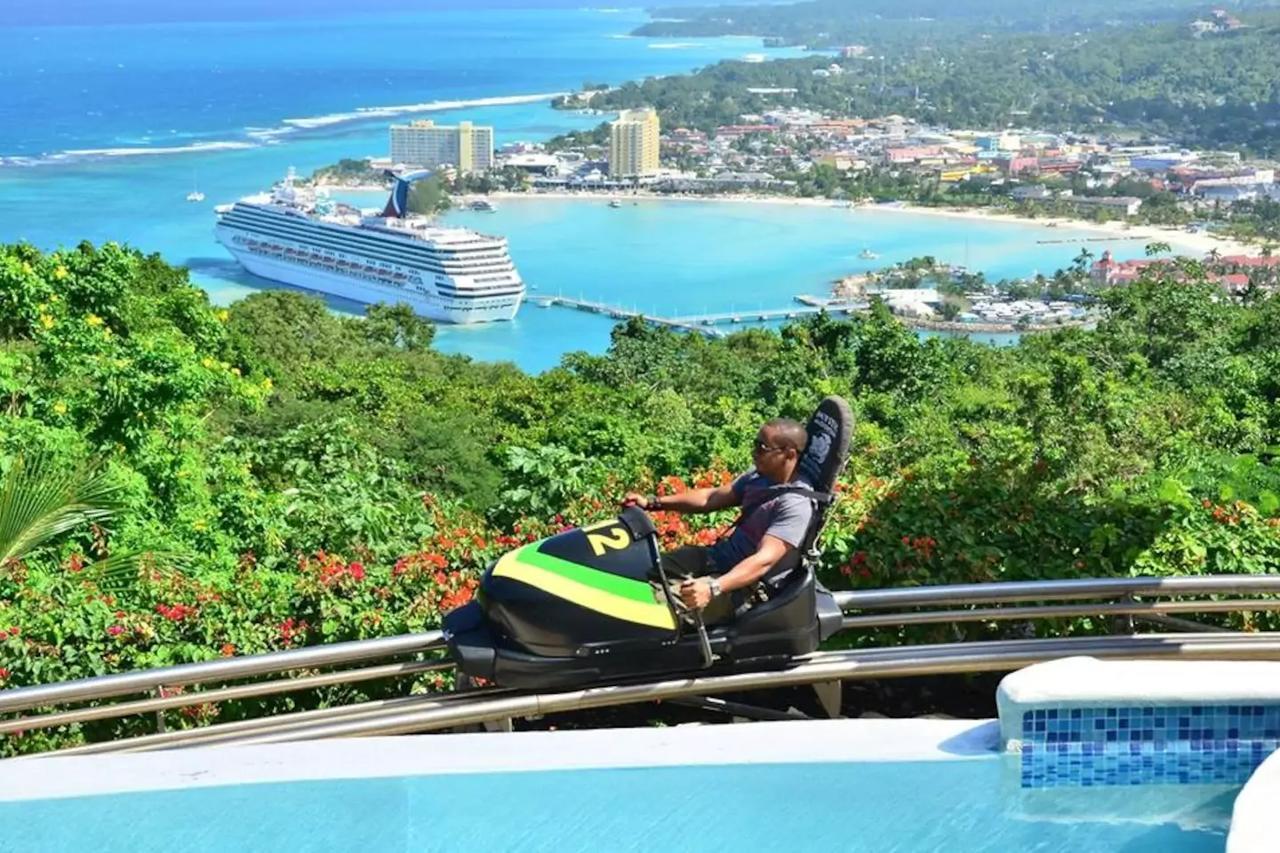 Family Complex Beside Beach W/Pool Montego Bay #1 Экстерьер фото